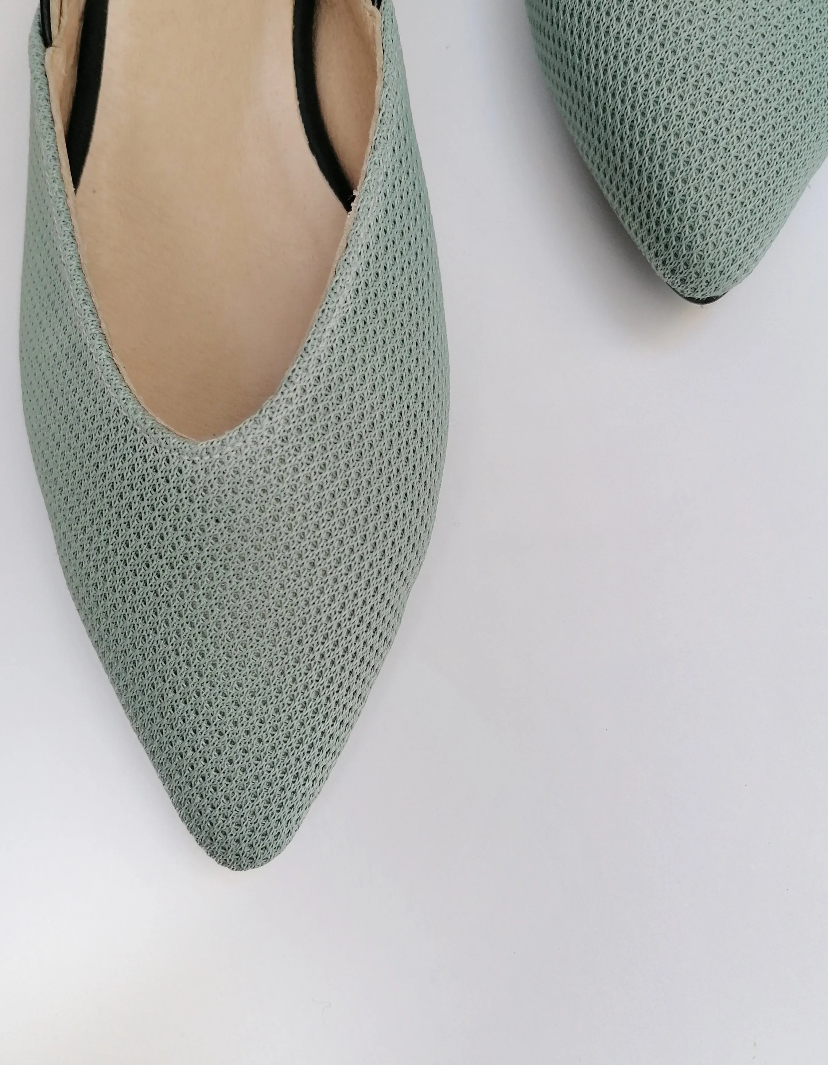 #14 Dusty Mint & Black Flats