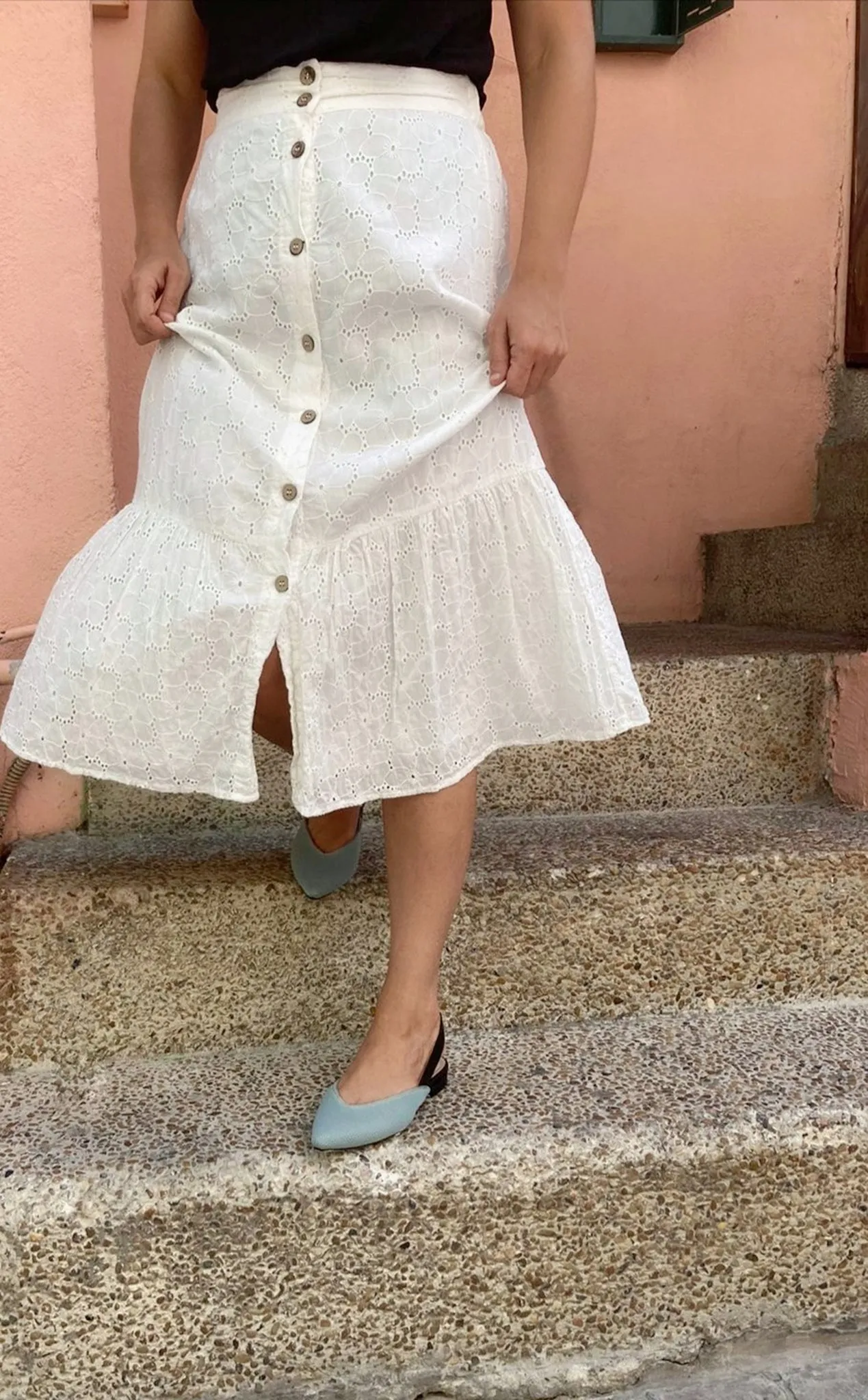 #14 Dusty Mint & Black Flats