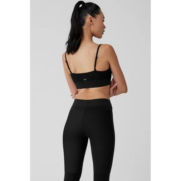 ALO Yoga Alosoft Head Start Bra in Black