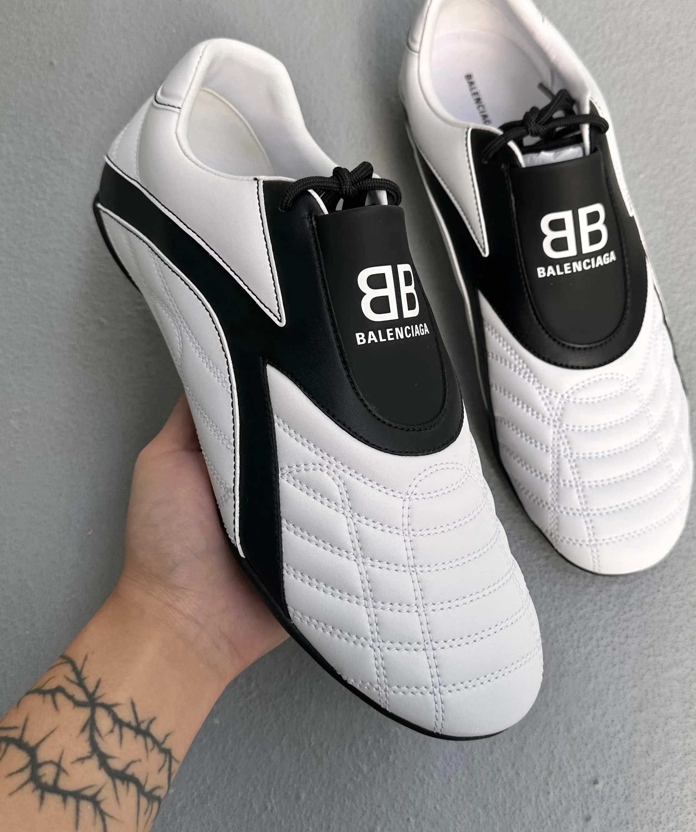 BALENCIAGA AW20 “Zen” Leather Sneakers