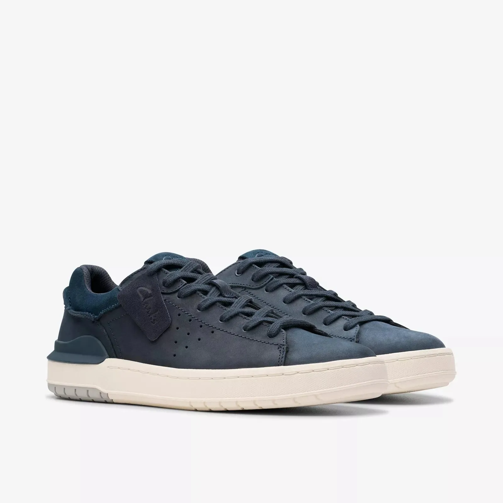 Clarks Men's Courtlite2 Run Navy Nubuck 26181323