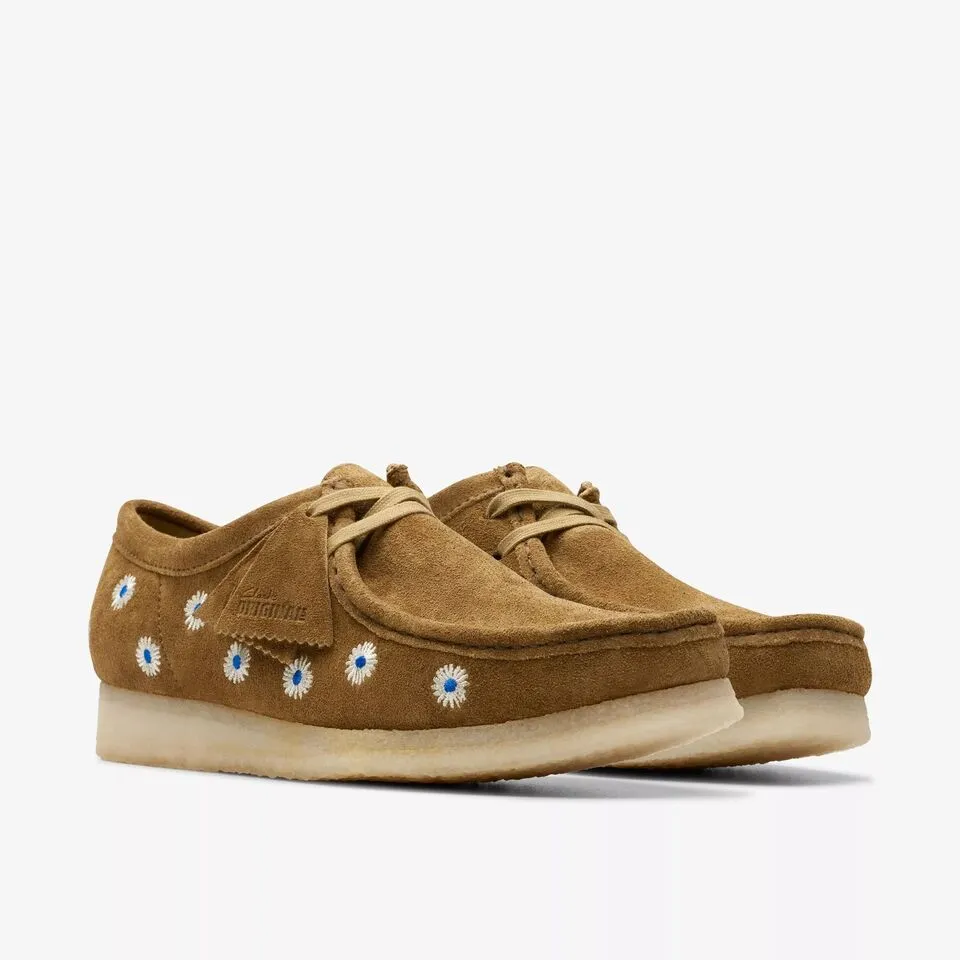Clarks Men's Wallabee Dark Olive Emb 26175852
