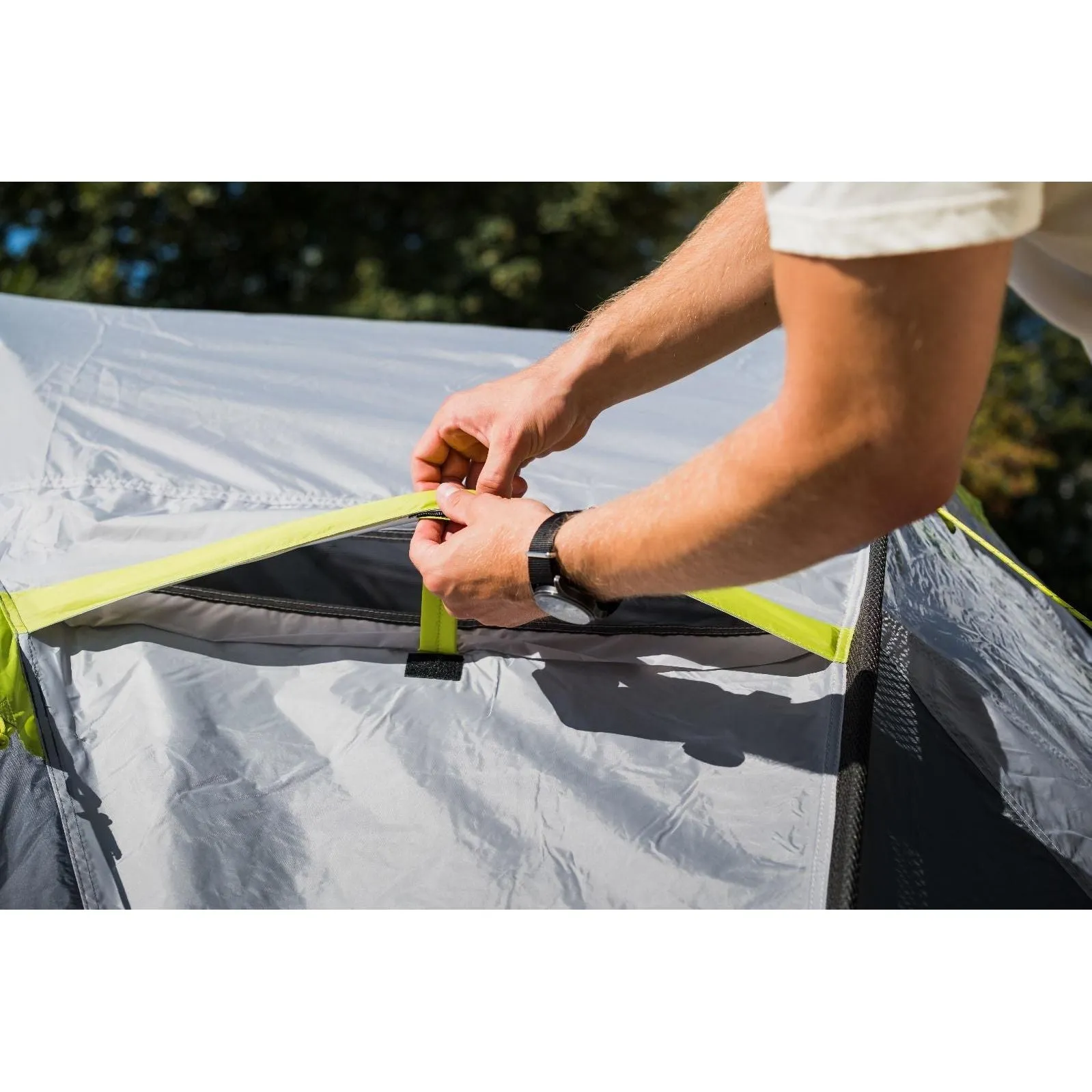 Coleman Tent Darwin 4  Compact 4 Person Dome Tent Camping