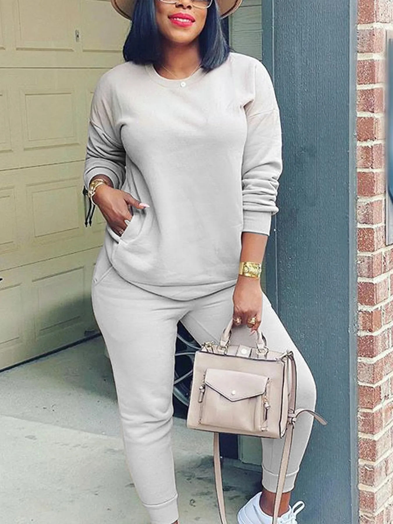 Cozy and Chic Solid Color Slim Fit Casual Two-Piece Pants Set for Autumn and Winter Fashion