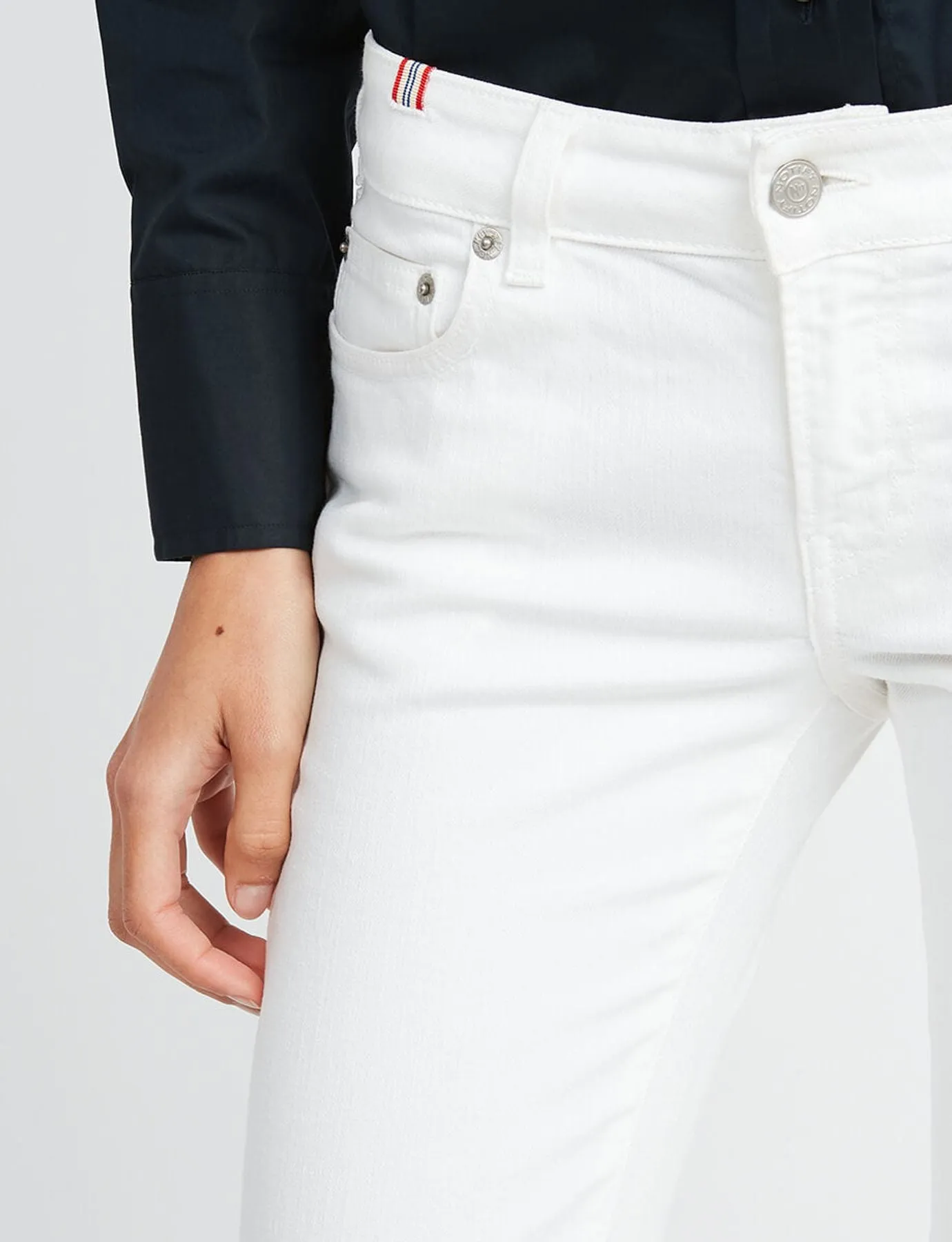 Denim Anemone white