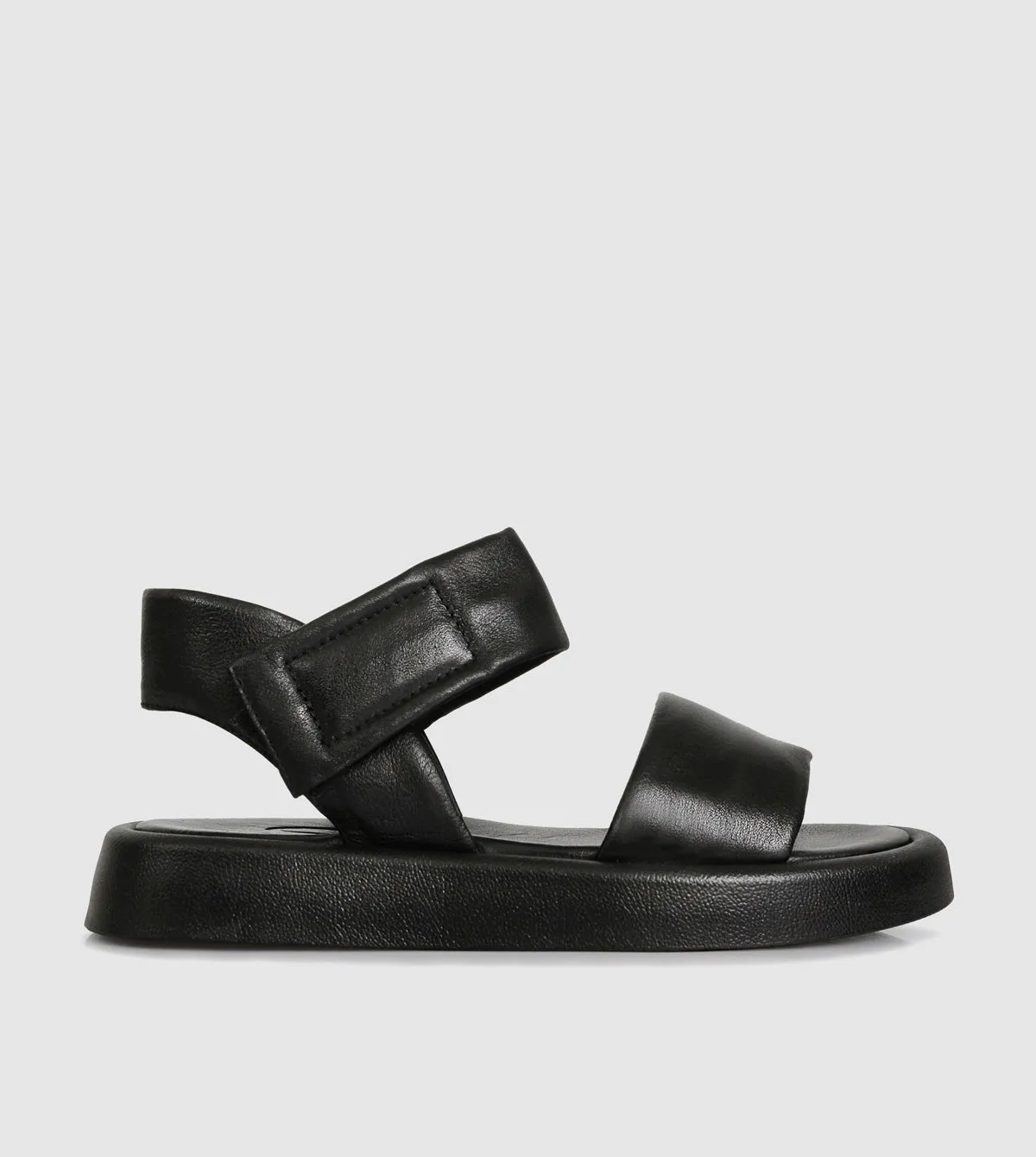 Iselin Flatforms by Sempre Di