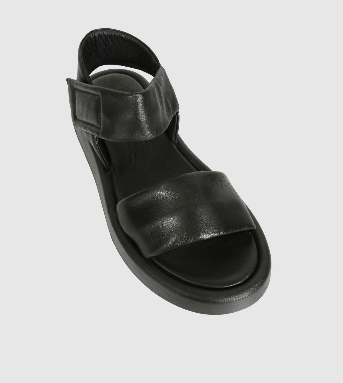 Iselin Flatforms by Sempre Di