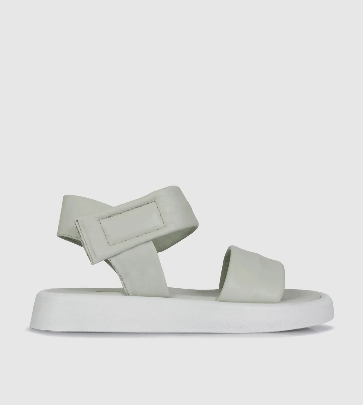 Iselin Flatforms by Sempre Di