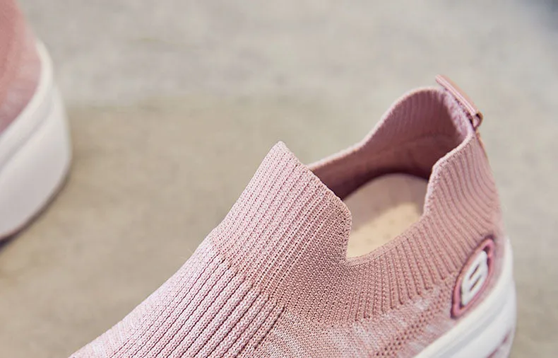Lightweight Breathable Platform Slip-On Sneakers for Women