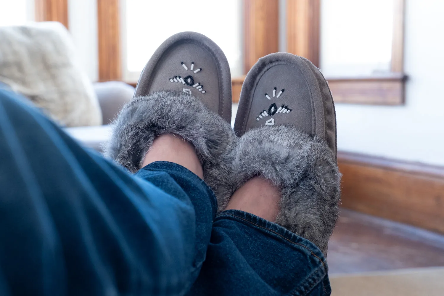 Men's Rabbit Fur Thunderbird Beaded Moccasins