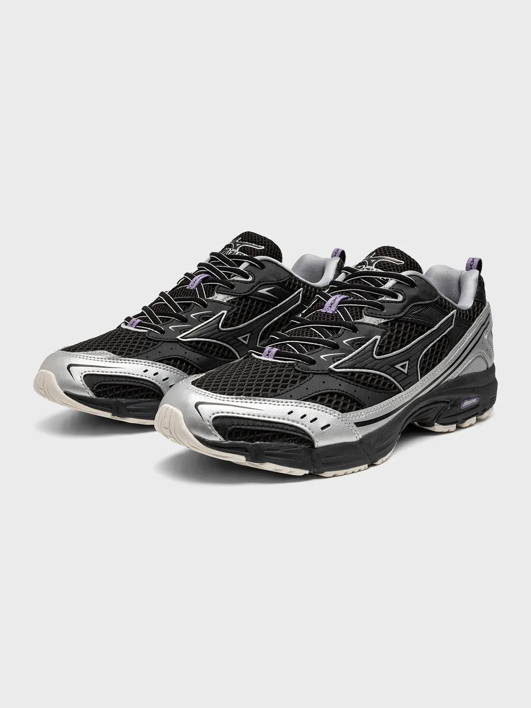 Mizuno MXR 'Millennium' Sneakers | Black/Silver