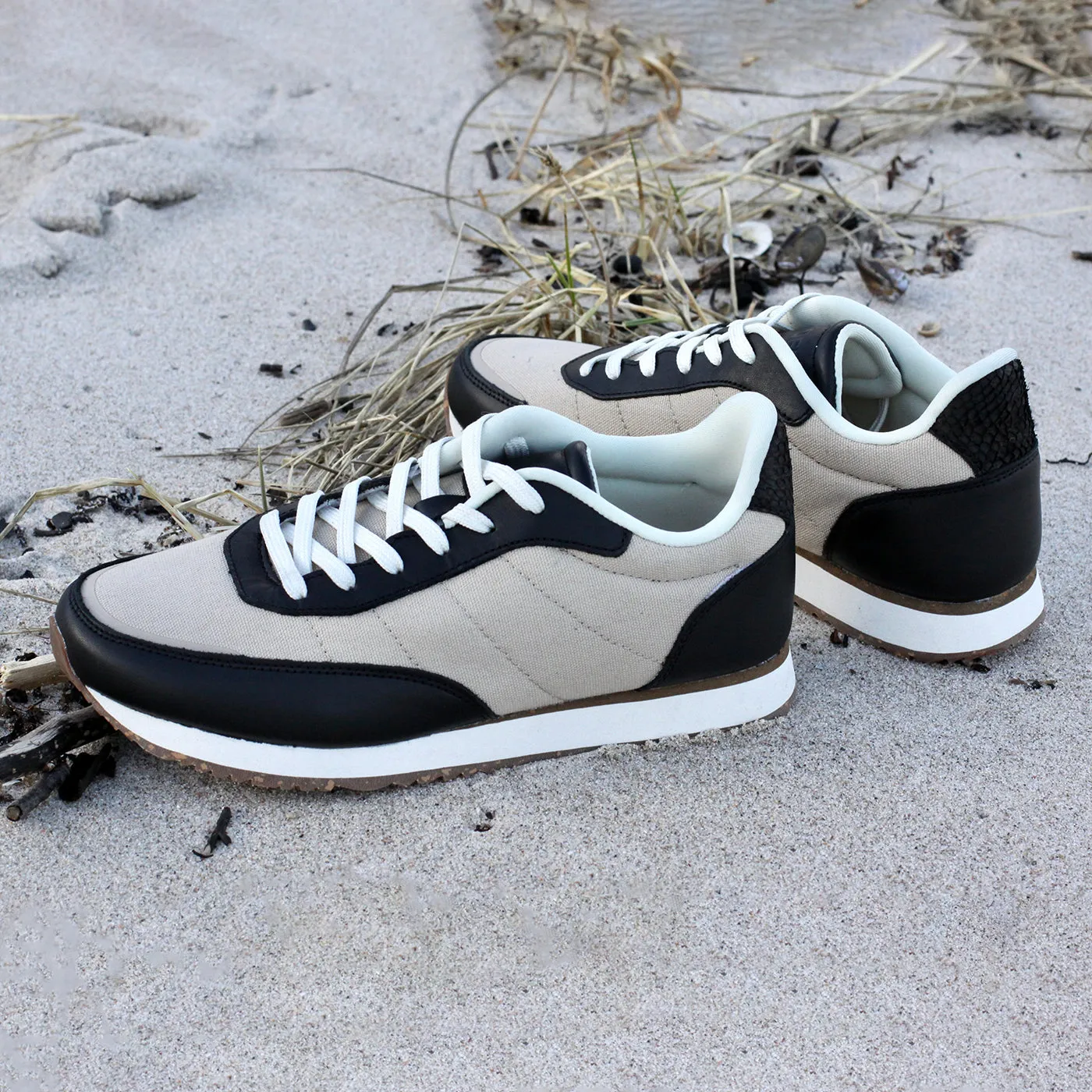 Nellie Organic - Grey Feather