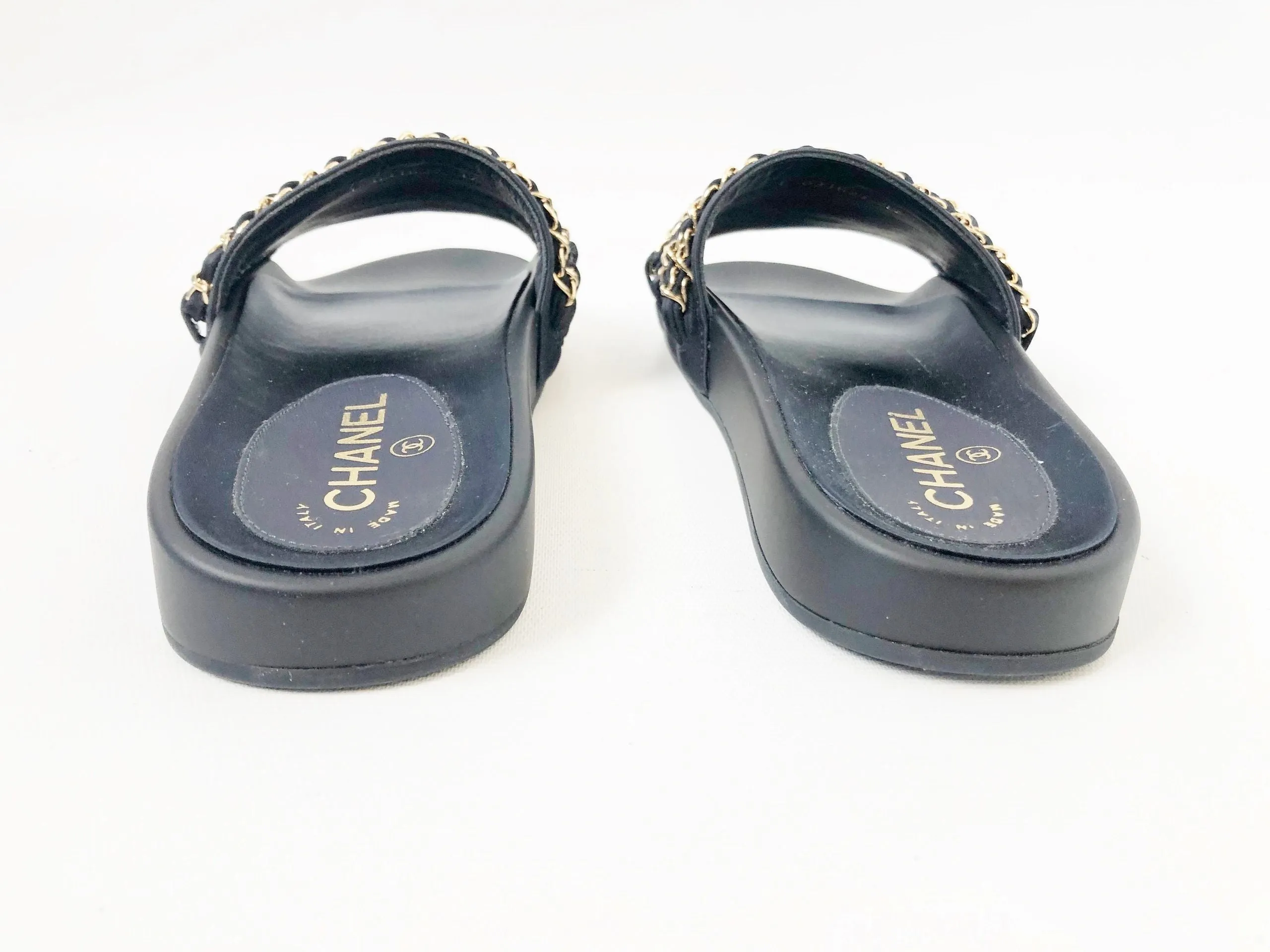 NEW Chanel Chain-Link Accent Slides Size 37 It (7 Us)