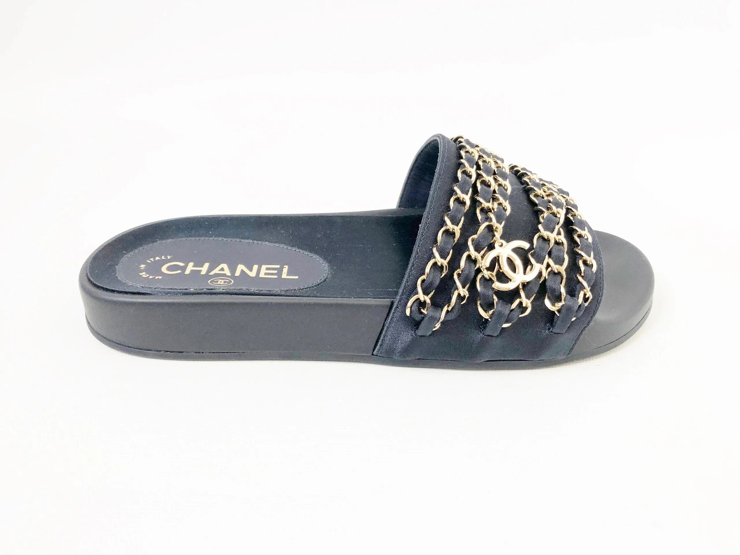 NEW Chanel Chain-Link Accent Slides Size 37 It (7 Us)