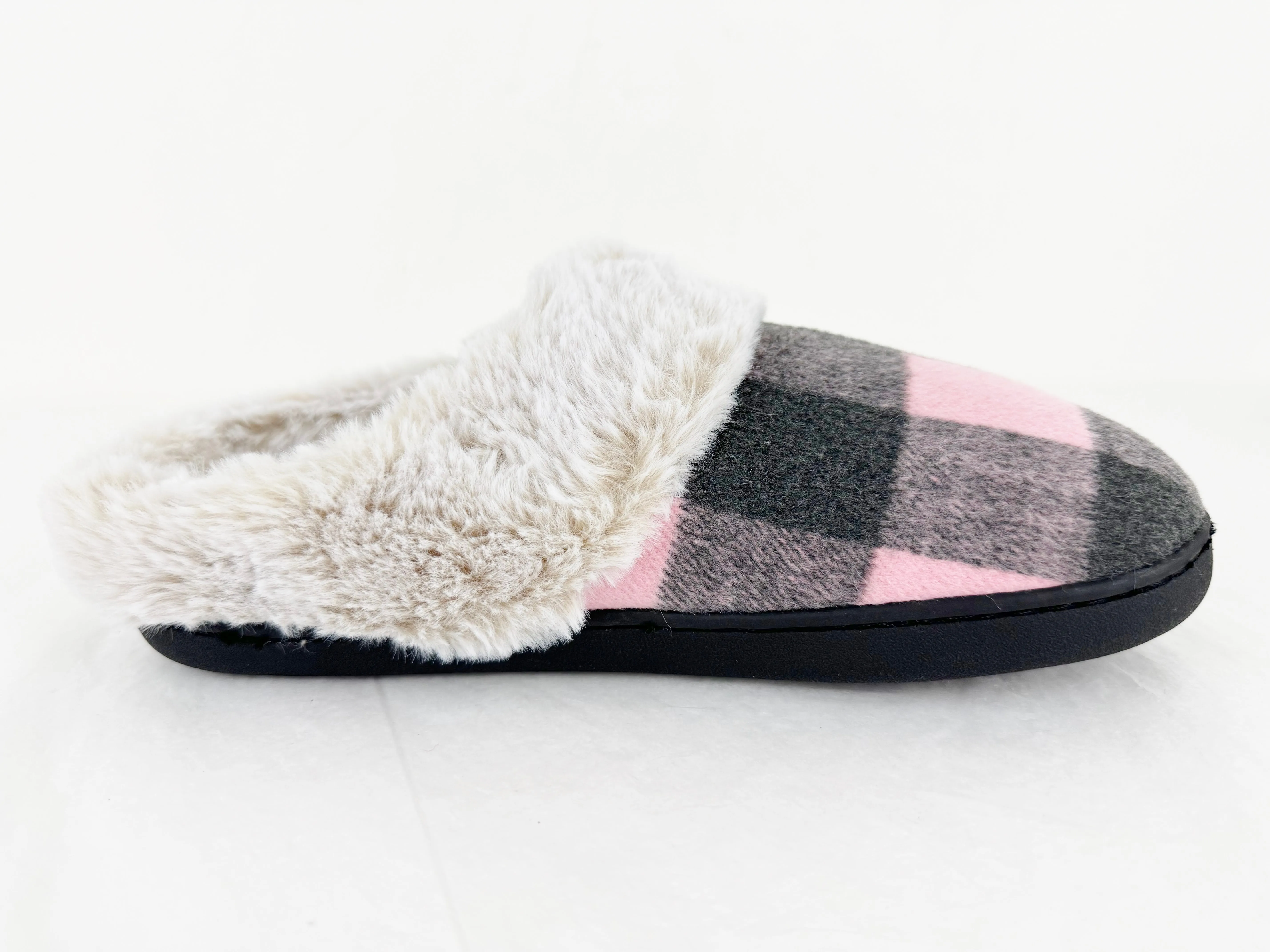 NEW Newdenber Slippers Size 9