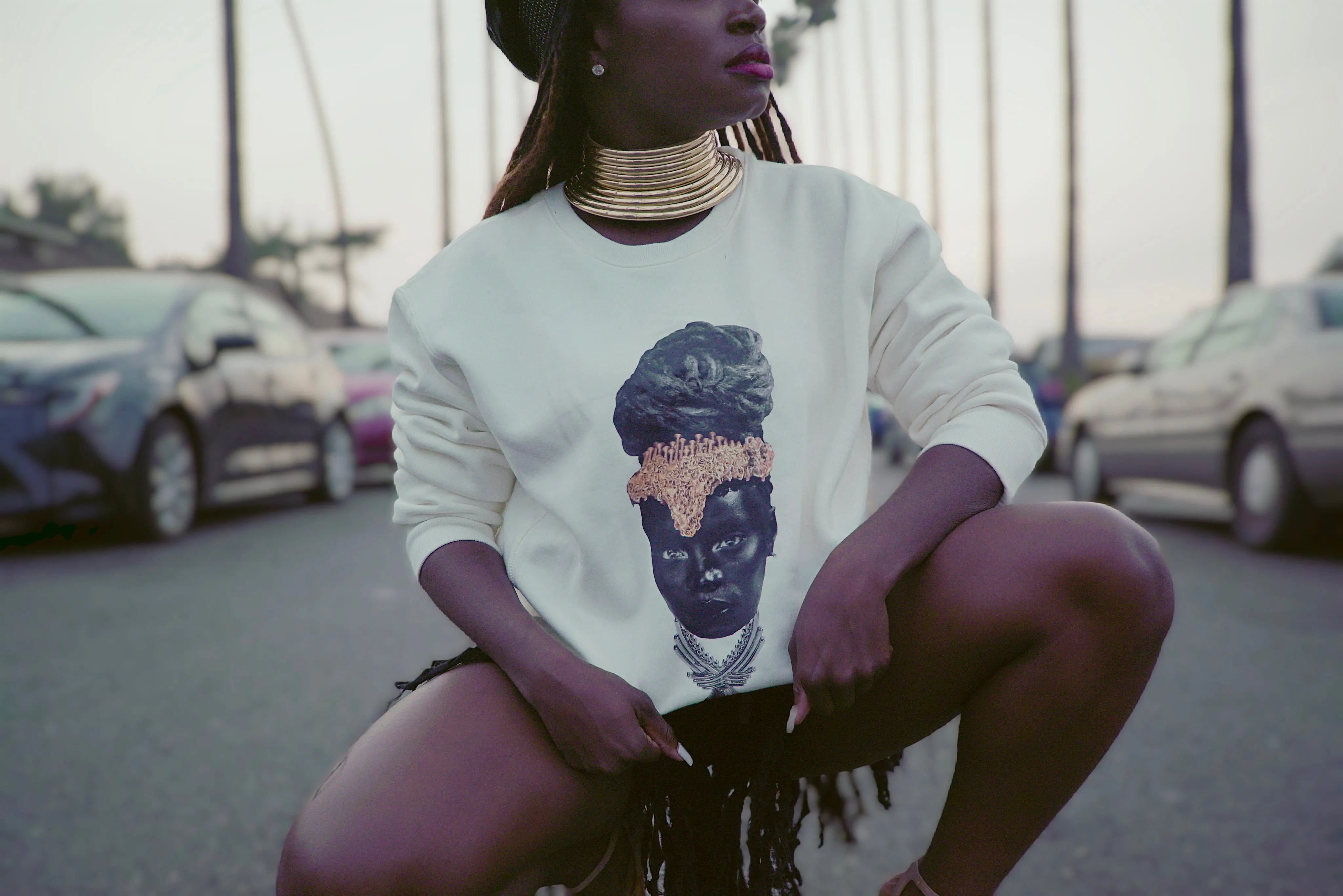 Nzinga Sweatshirt in Onyx