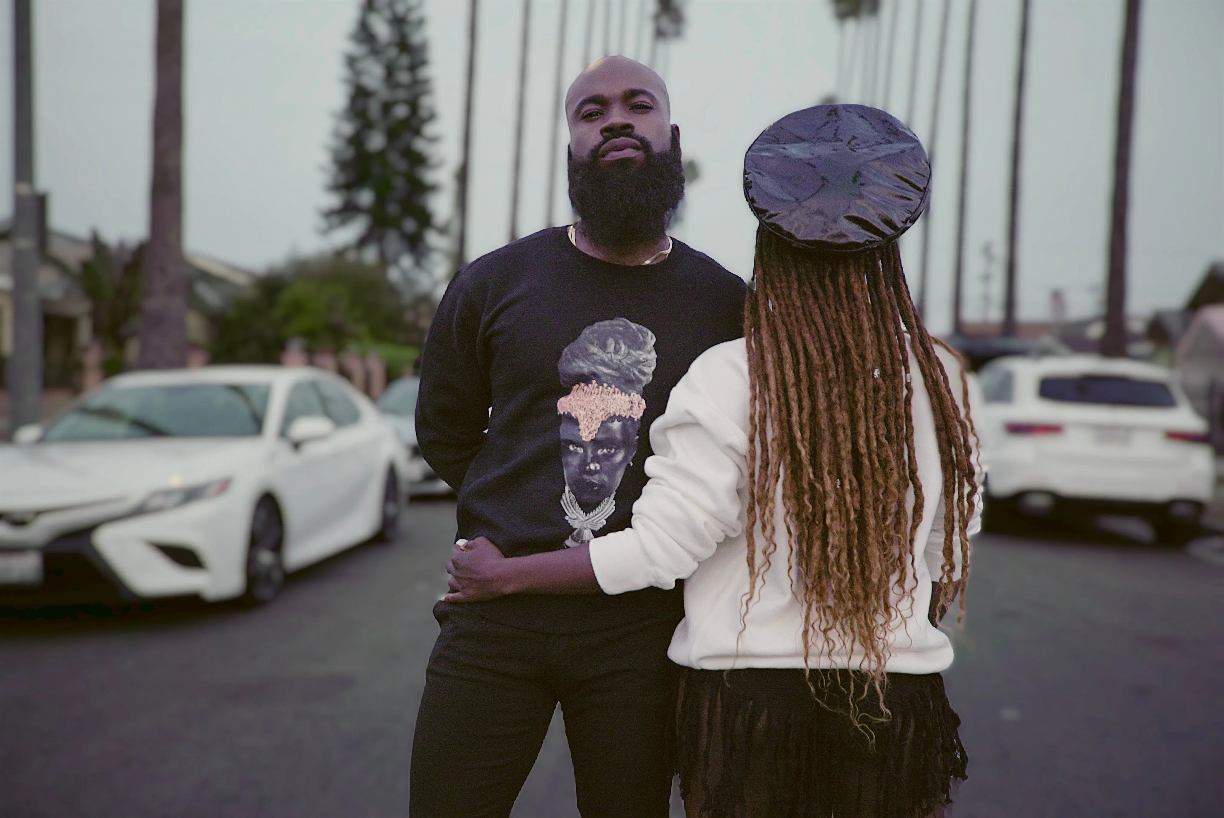 Nzinga Sweatshirt in Onyx