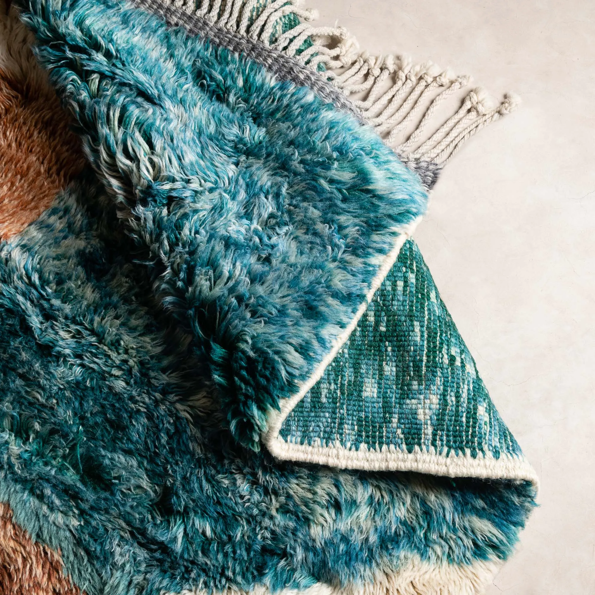 Spaceship - Luxury Shag Moroccan Rug