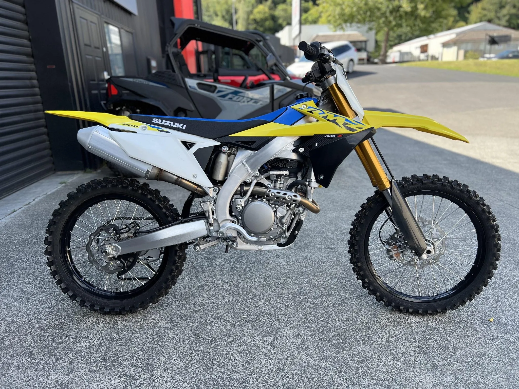 SUZUKI RMZ250 2024  $2500 SAVINGS! 1 ONLY
