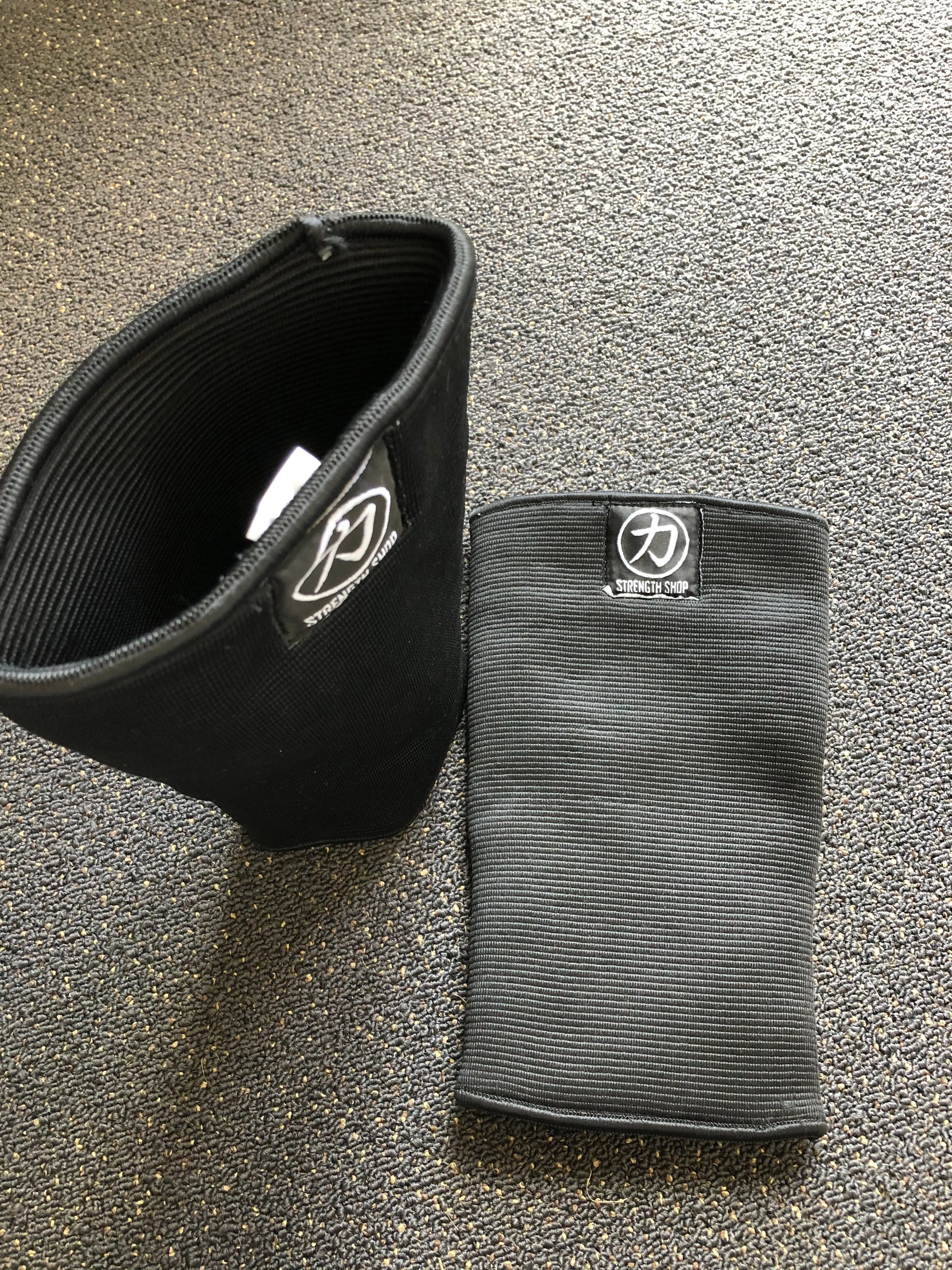 Triple  Ply Odin Elbow Sleeves - Black -