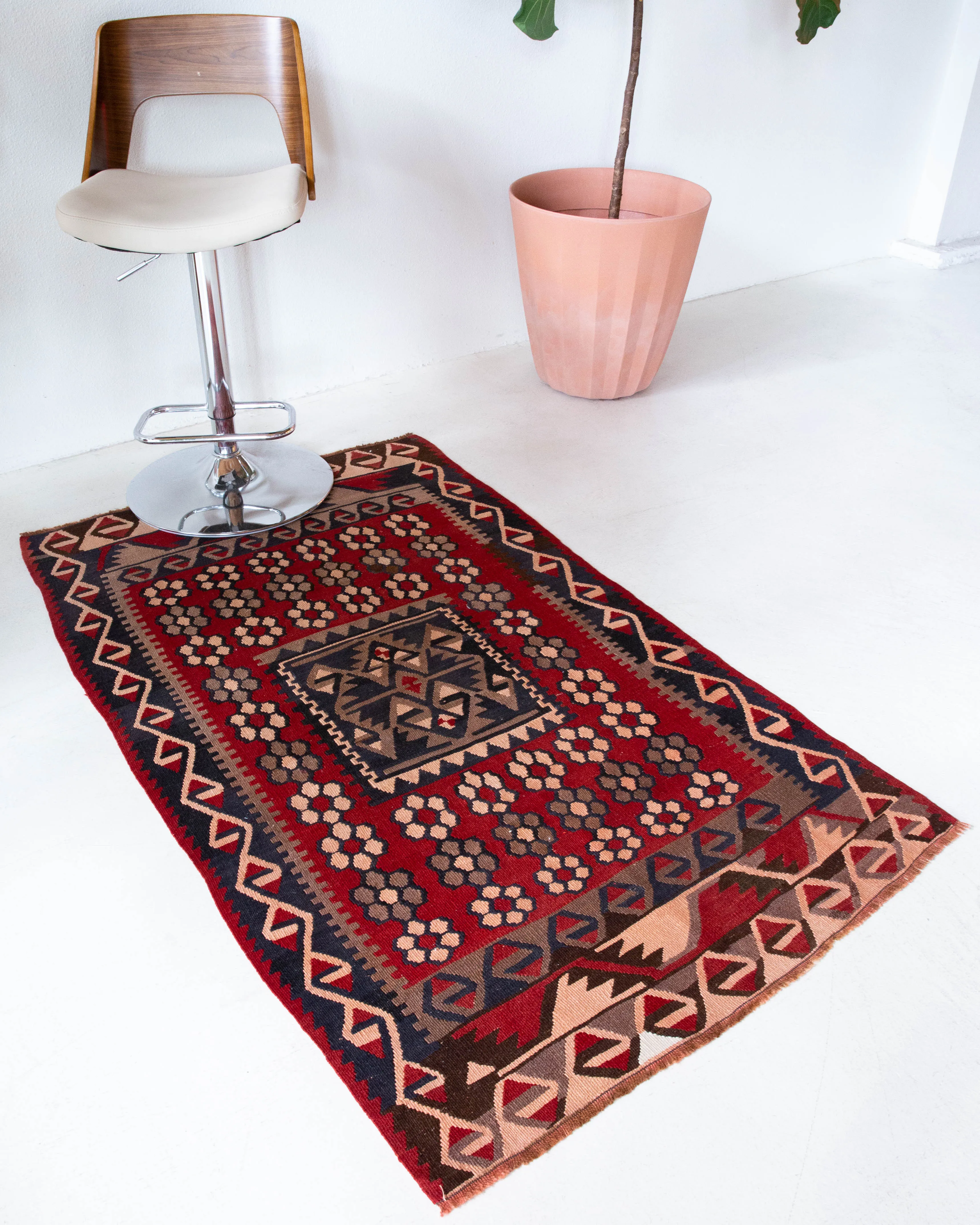 Vintage Kayseri Avsar Kilim Rug 3'2"x5'5"