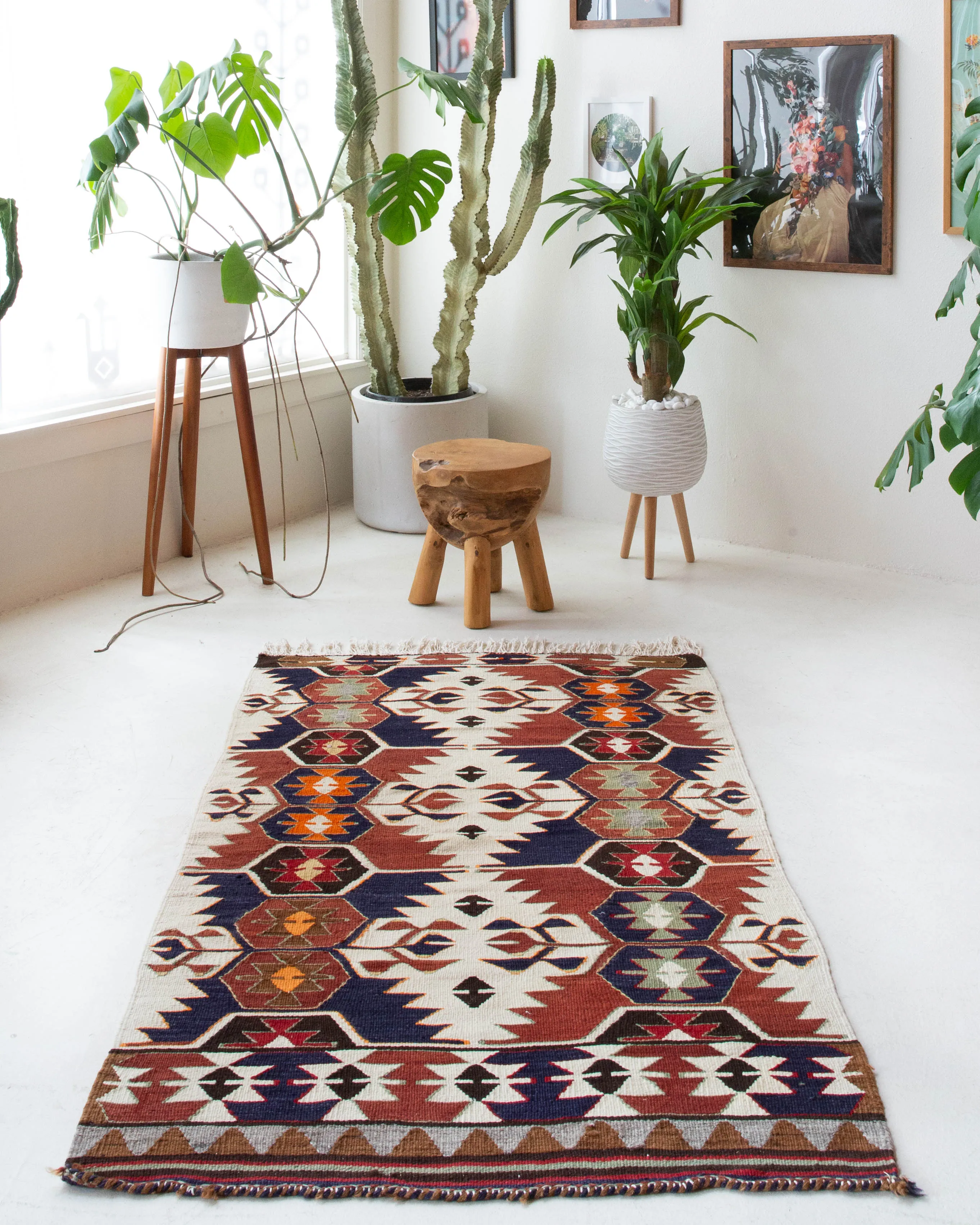 Vintage Toros Kilim Rug 3'5"x5'10"