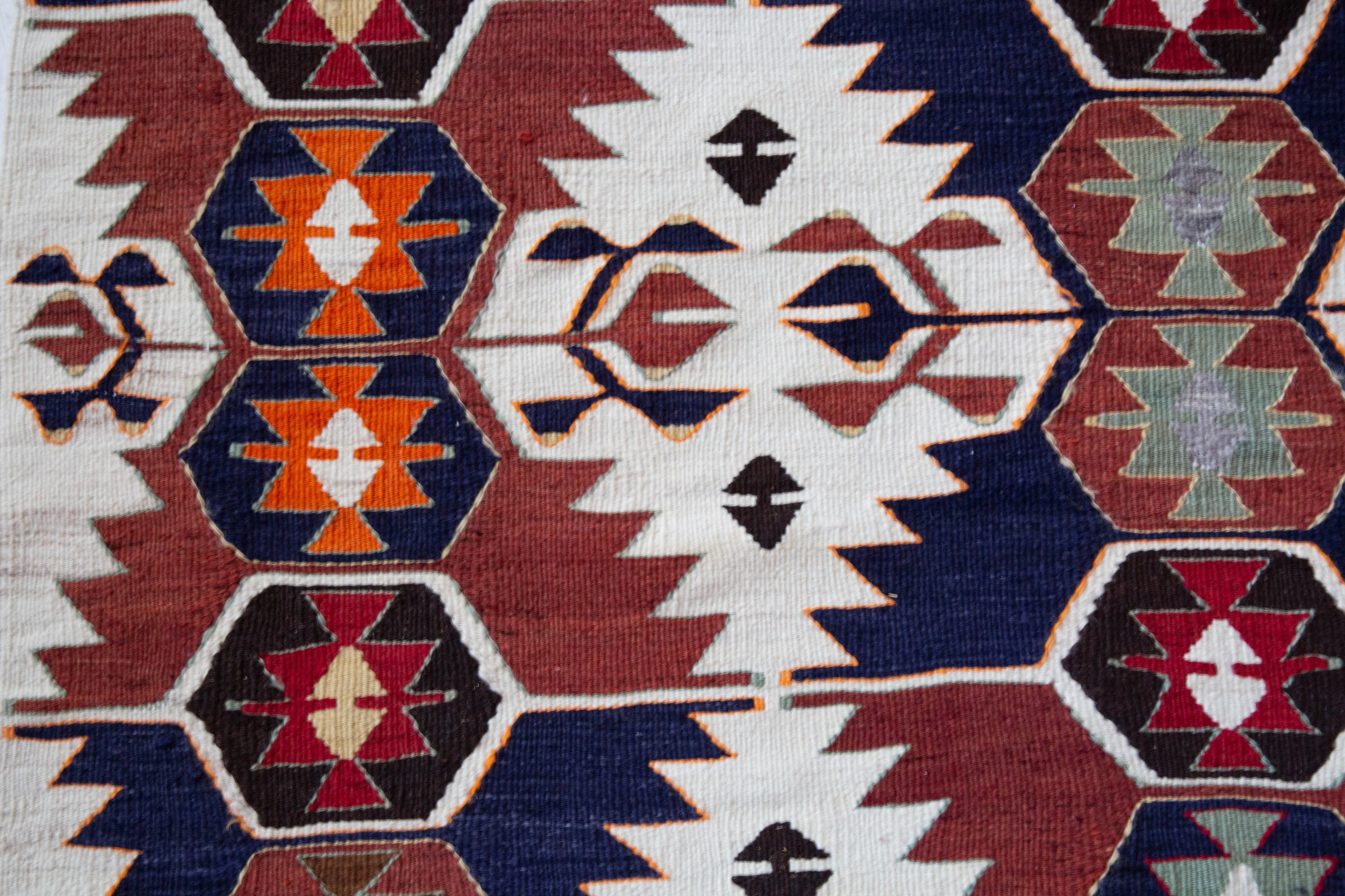 Vintage Toros Kilim Rug 3'5"x5'10"