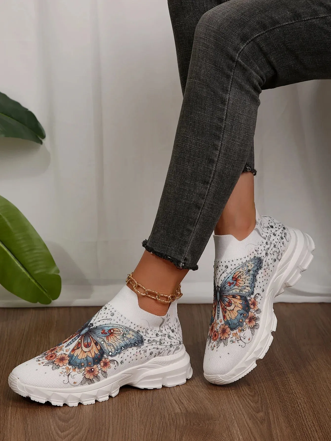 VougeVamp Women's Plaid Lightweight Sneakers – Breathable Low-Top Sports Shoes for Spring & Autumn