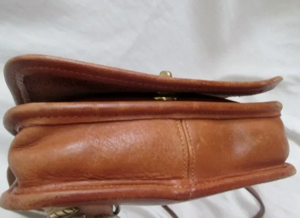 Vtg COACH 7032 Compact Pouch USA Made Shoulder Flap Bag Crossbody Purse BROWN