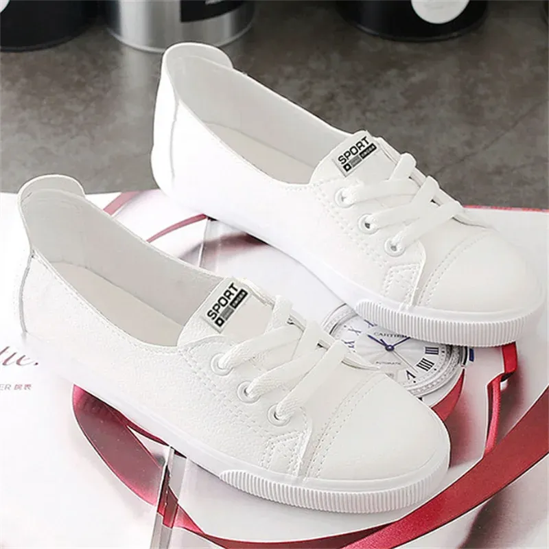 Women Flat Shoes New Light -mouth White Shoes Female Cloth Shoes leisure Korean Ladies Shoe Soft Breathable Zapatos Para Mujeres