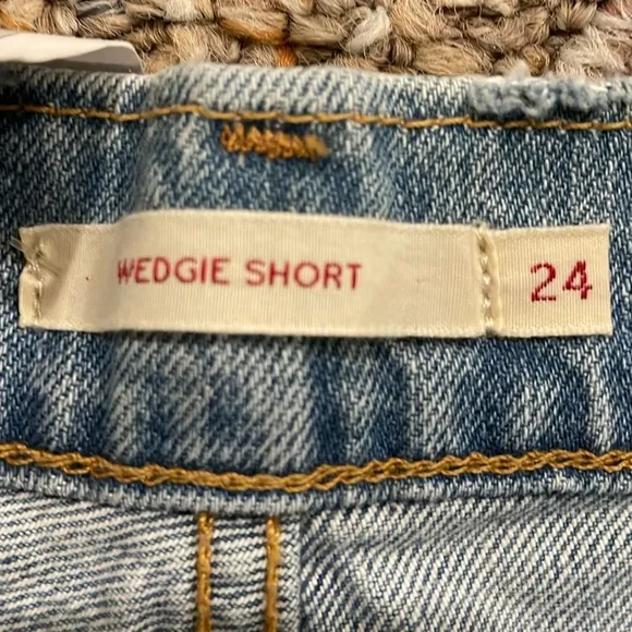 Womens New Levi’s Wedgie Shorts High Rise Snug Through Hip