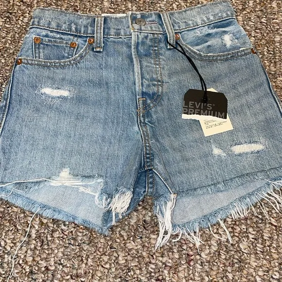 Womens New Levi’s Wedgie Shorts High Rise Snug Through Hip